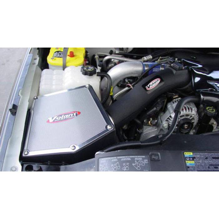 Volant Closed Box Air Intake (15866) 2001-2004 Silverado/Sierra 2500/3500HD 6.6L V8 (Duramax Lb7) Mid 2004-15866