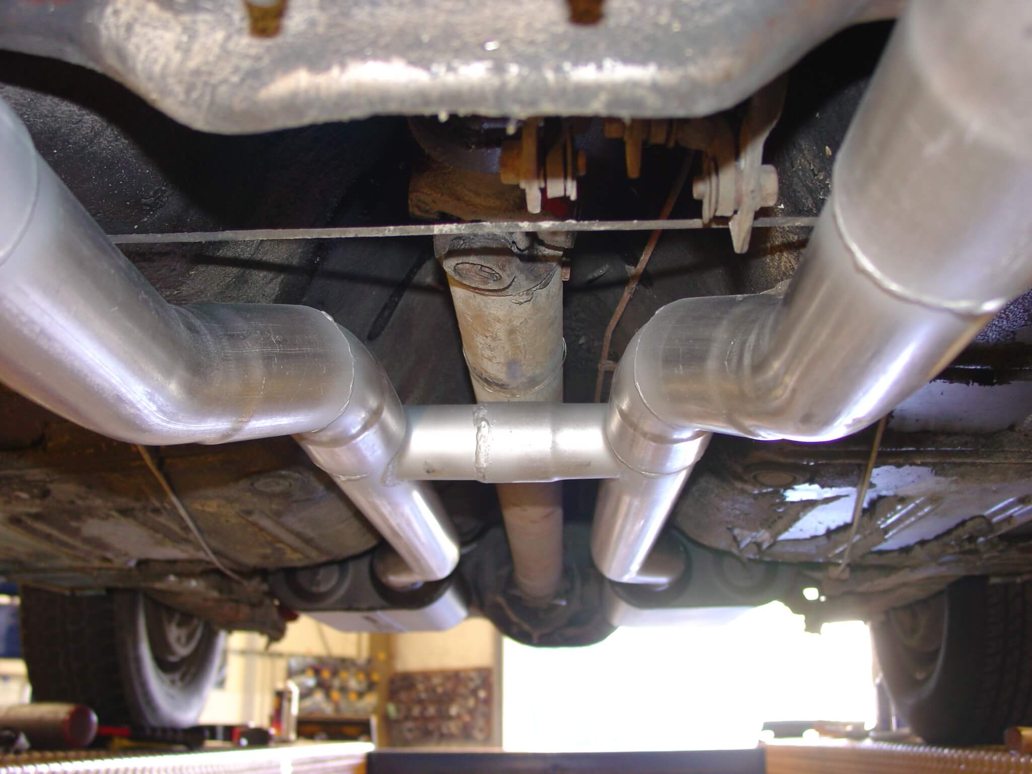 Flowmaster American Thunder Crossmember-Back Exhaust System - Image 2
