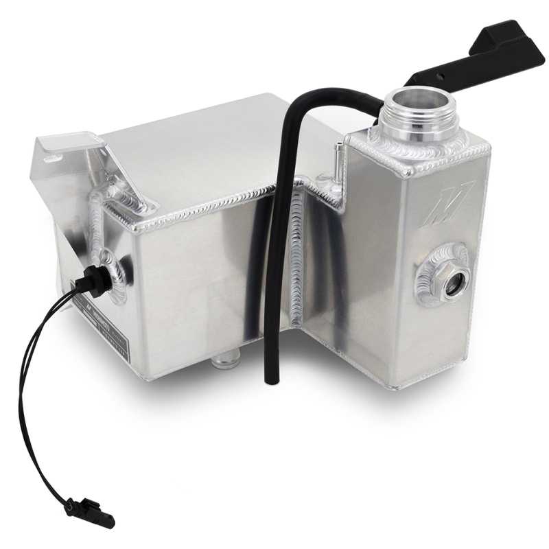 Durable aluminum construction of Mishimoto degas tank