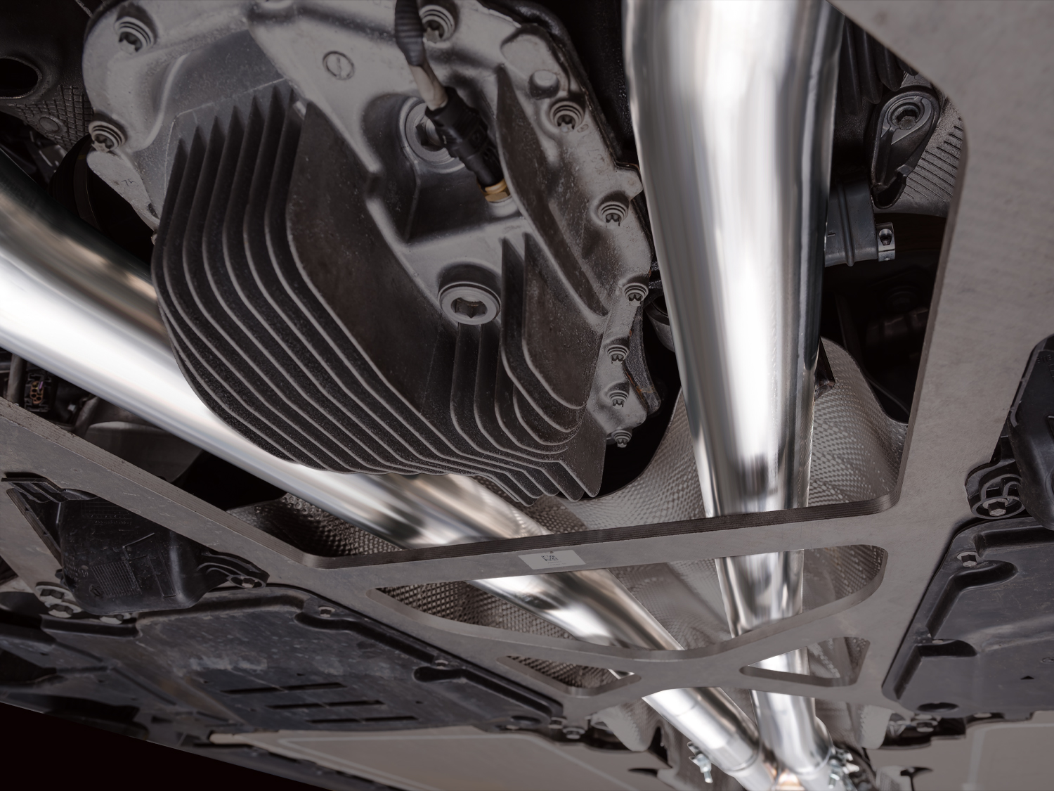 BMW (4.4) Exhaust System Kit - Image 9