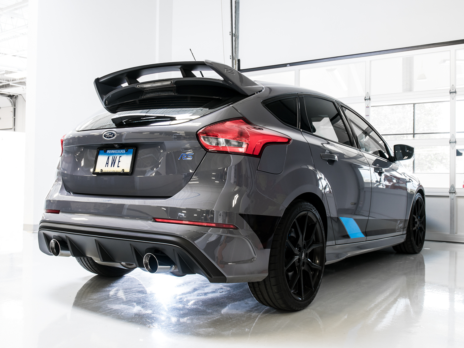 16-18 Ford Focus RS (Hatchback - 2.3 - AWD) Exhaust System Kit - Image 4