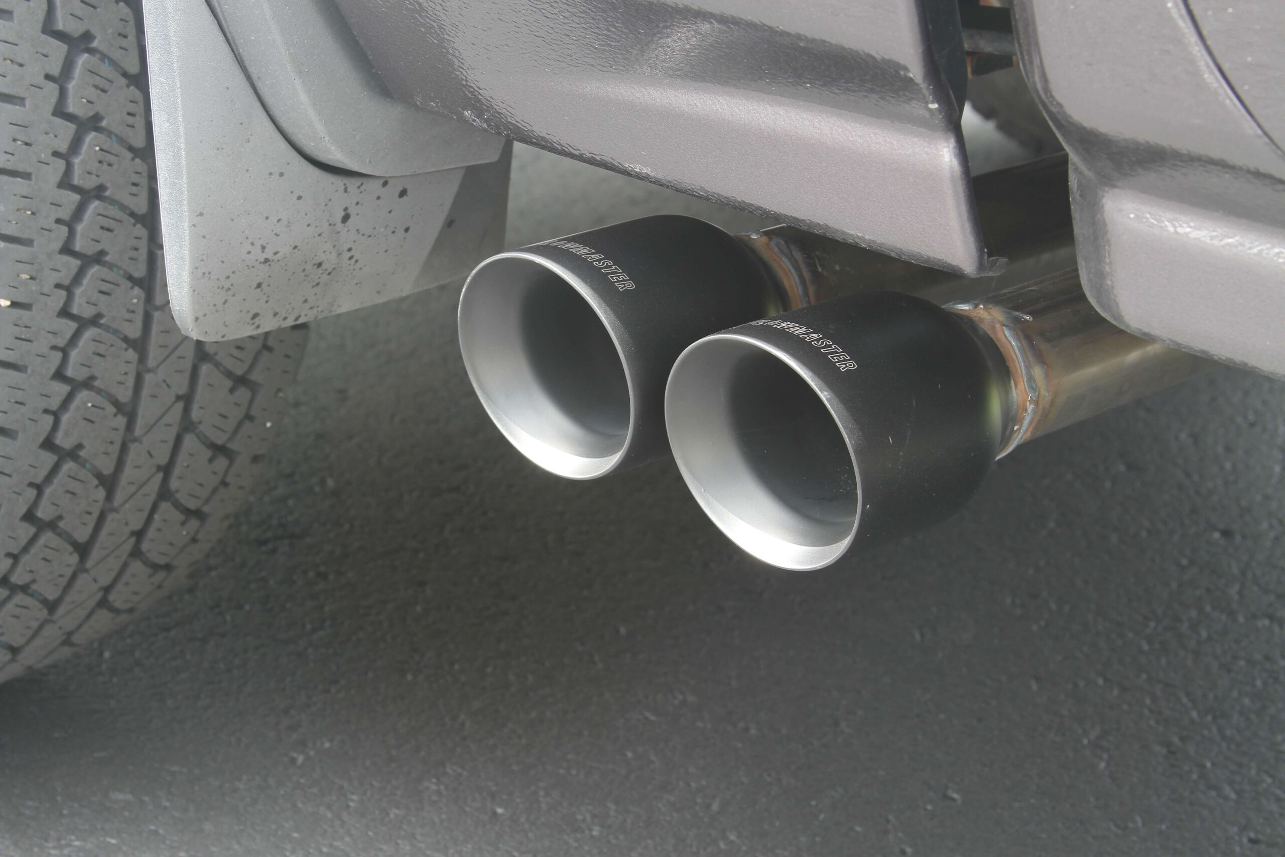 Flowmaster Flow FX Cat-Back Exhaust System - Image 3
