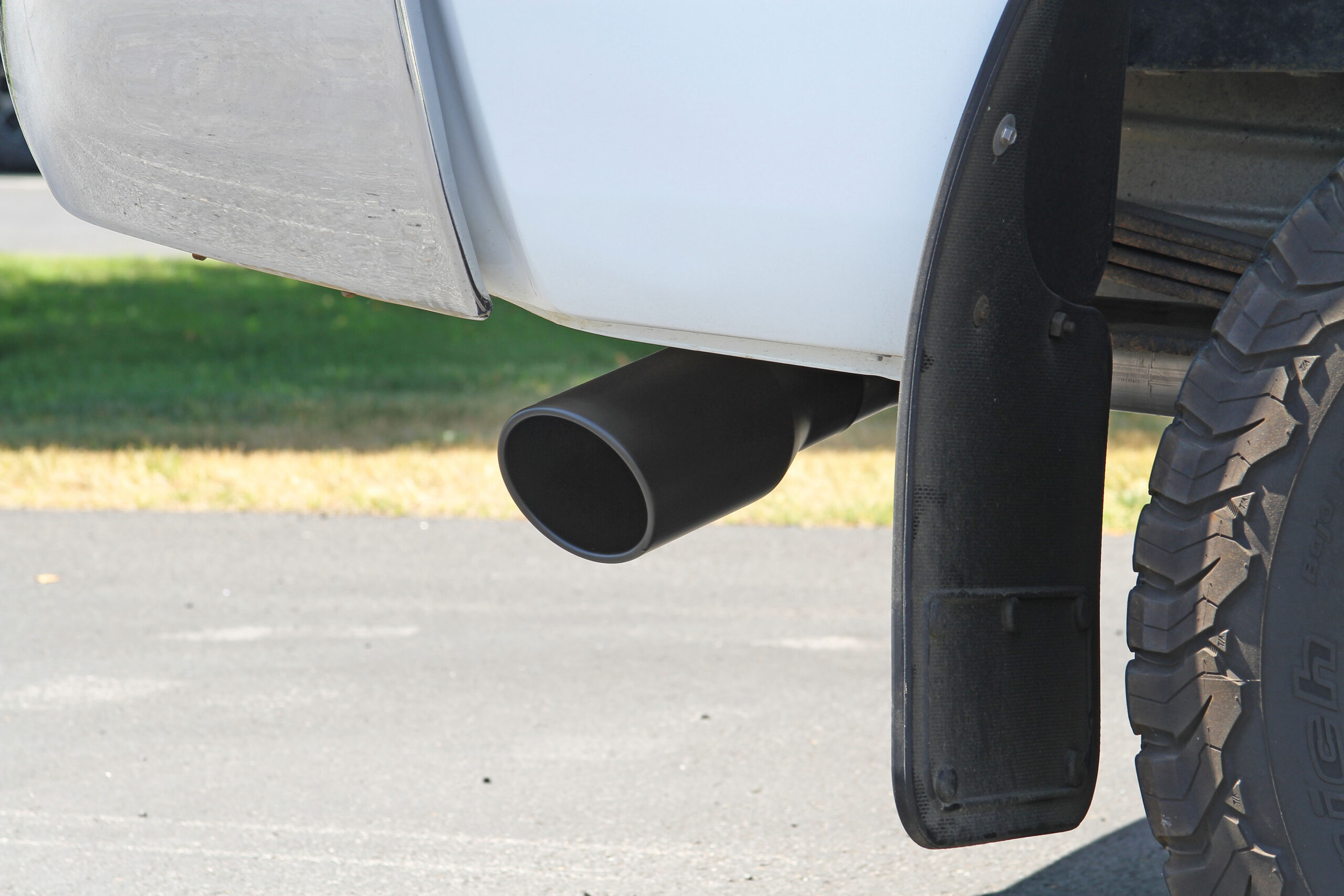 Flowmaster Flow FX Cat-Back Exhaust System - Image 6