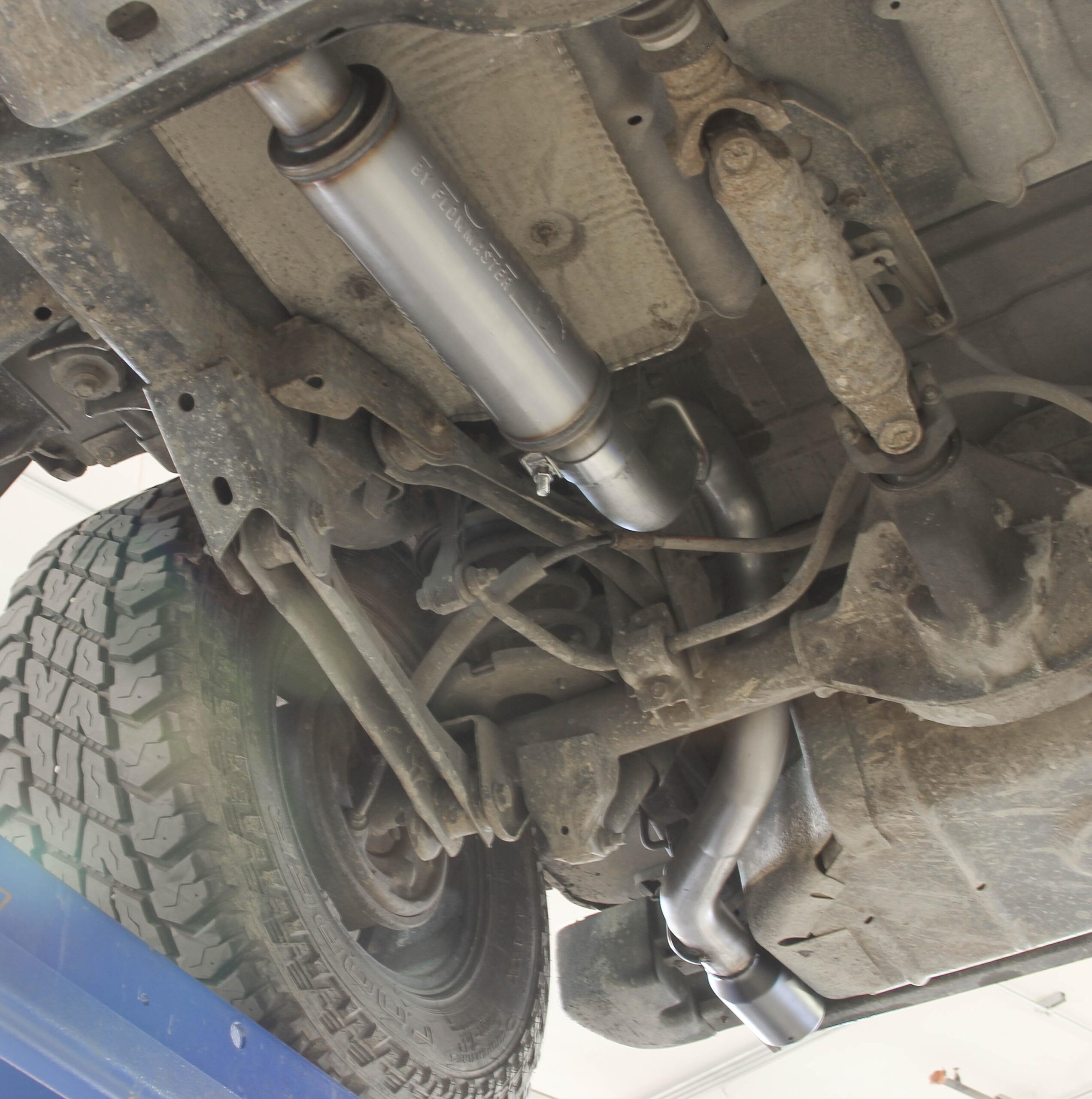 Flowmaster Flow FX Cat-back Exhaust System - Image 5