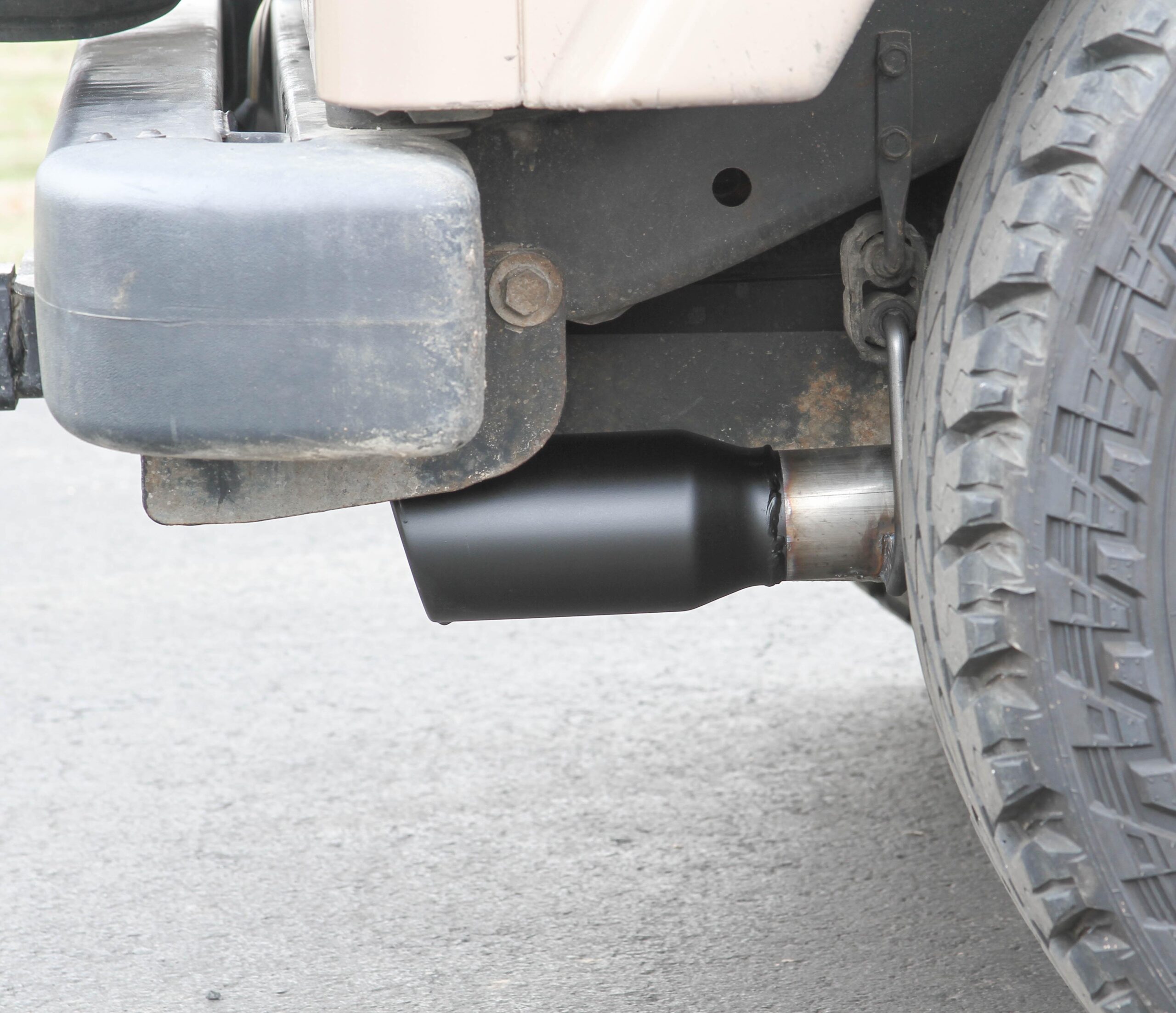 Flowmaster Flow FX Cat-back Exhaust System - Image 6
