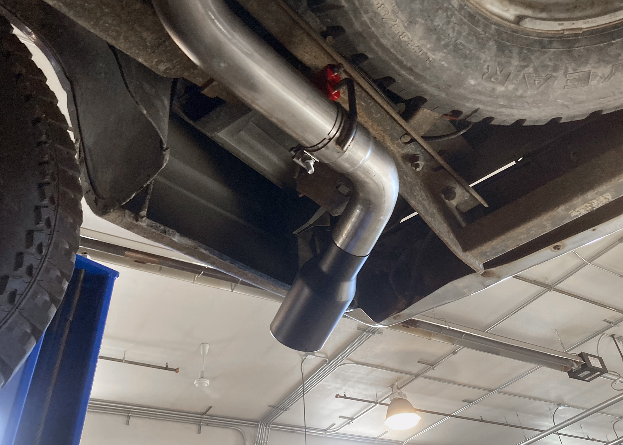 Flowmaster Flow FX Cat-Back Exhaust System