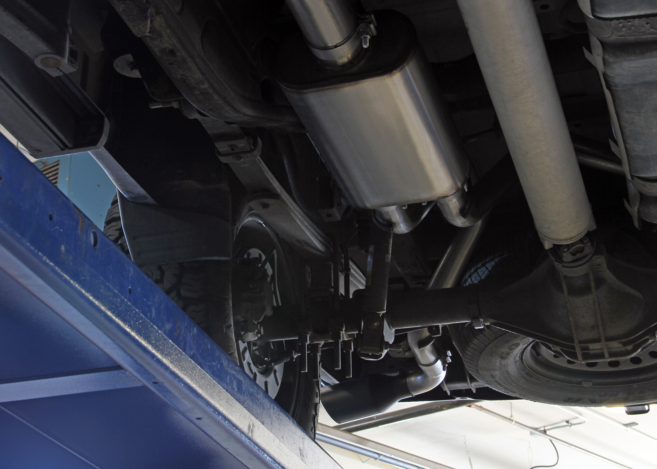 Flowmaster Flow FX Cat-Back Exhaust System - Image 9