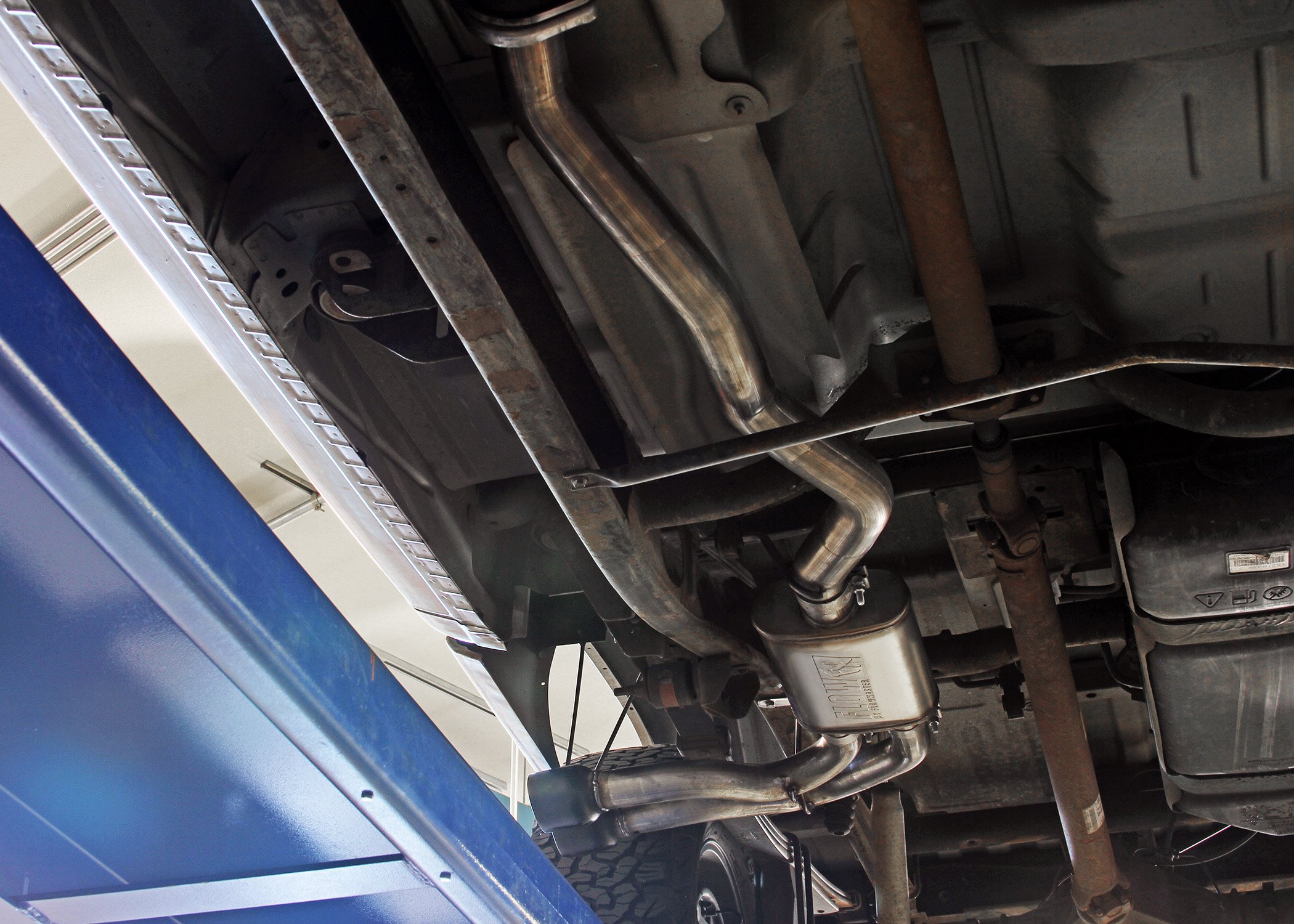 Flowmaster Flow FX Cat-Back Exhaust System - Image 3