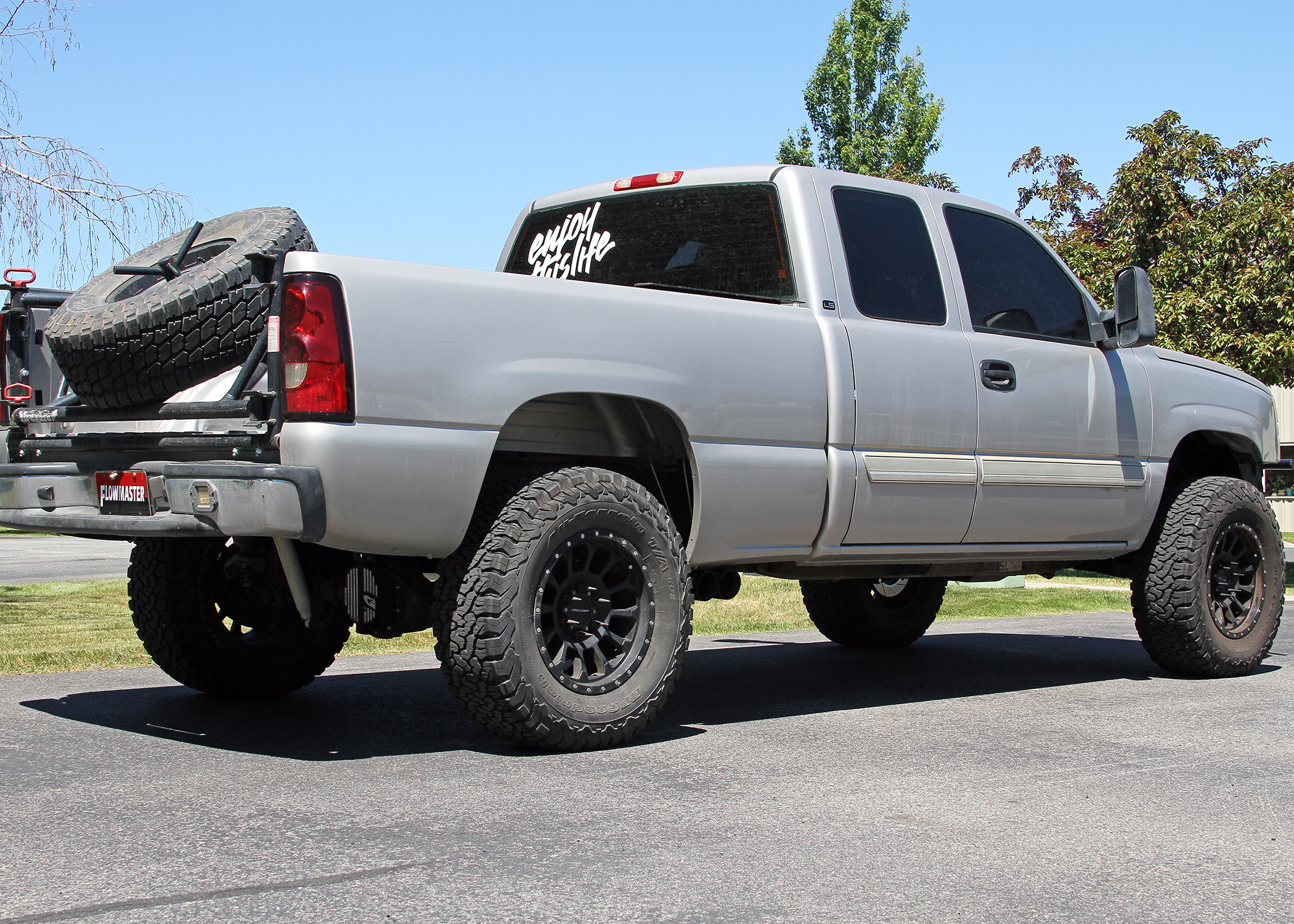 Flowmaster Flow FX Cat-Back Exhaust System - Image 9