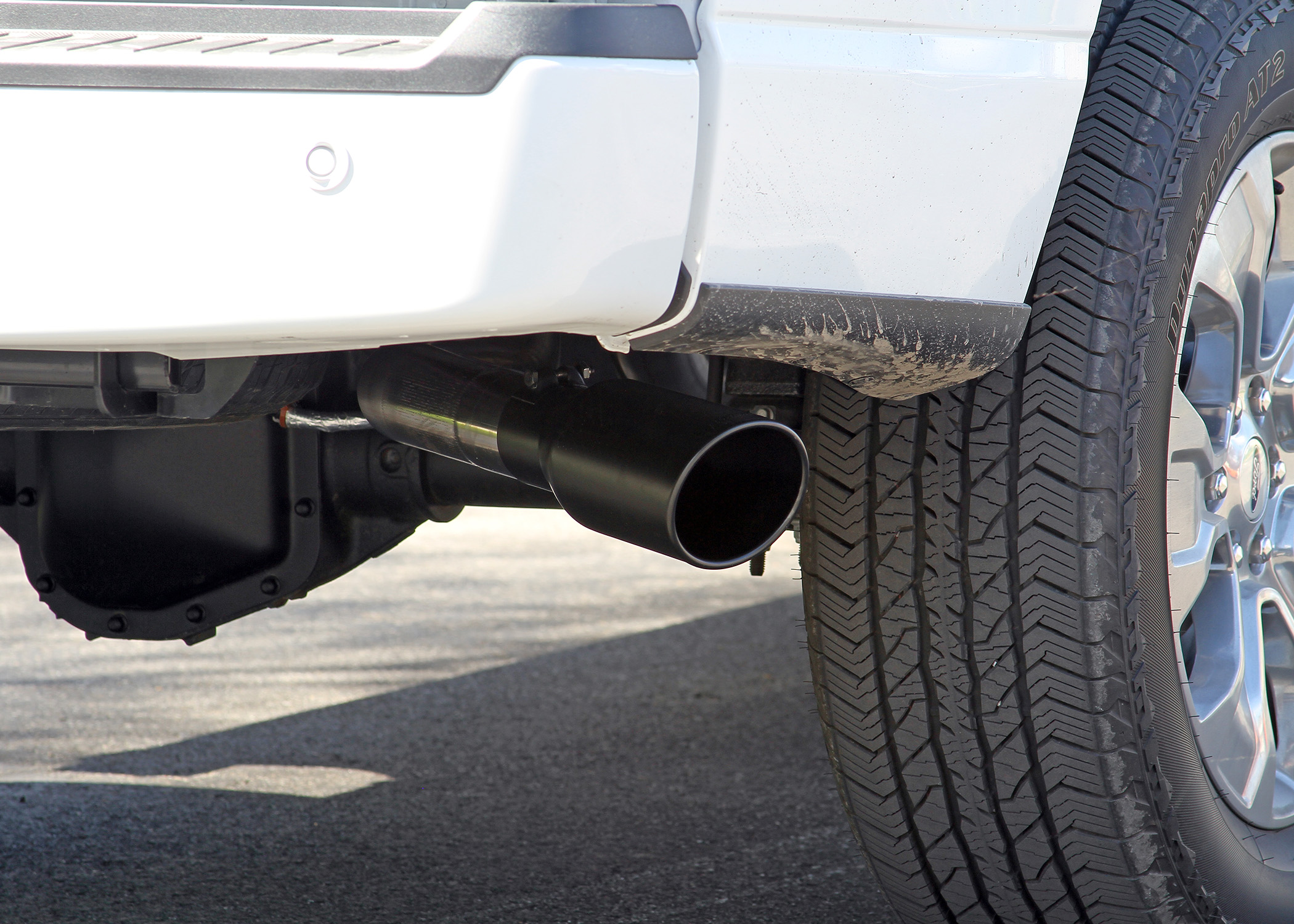Flowmaster Flow FX Cat-Back Exhaust System - Image 6