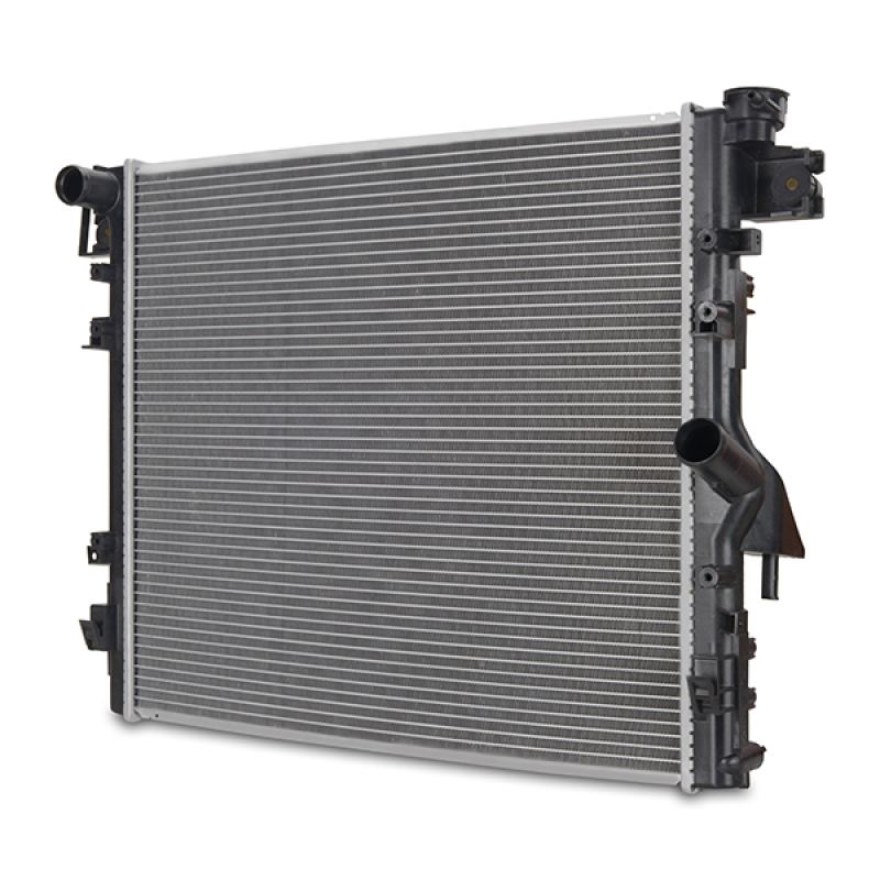 High-quality radiator for Jeep Wrangler JK 2007-2018