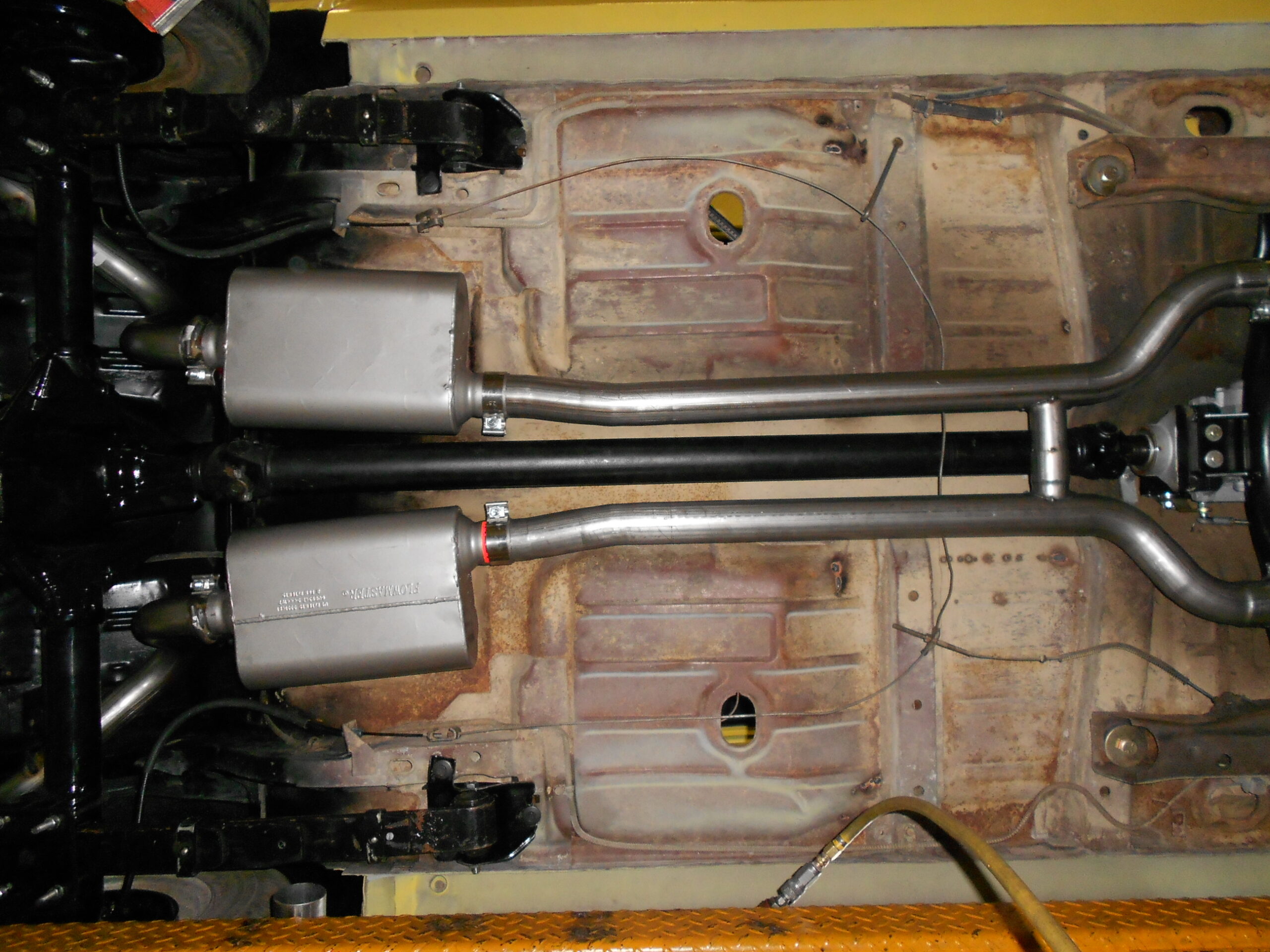 Flowmaster American Thunder Crossmember-Back Exhaust System - Image 3