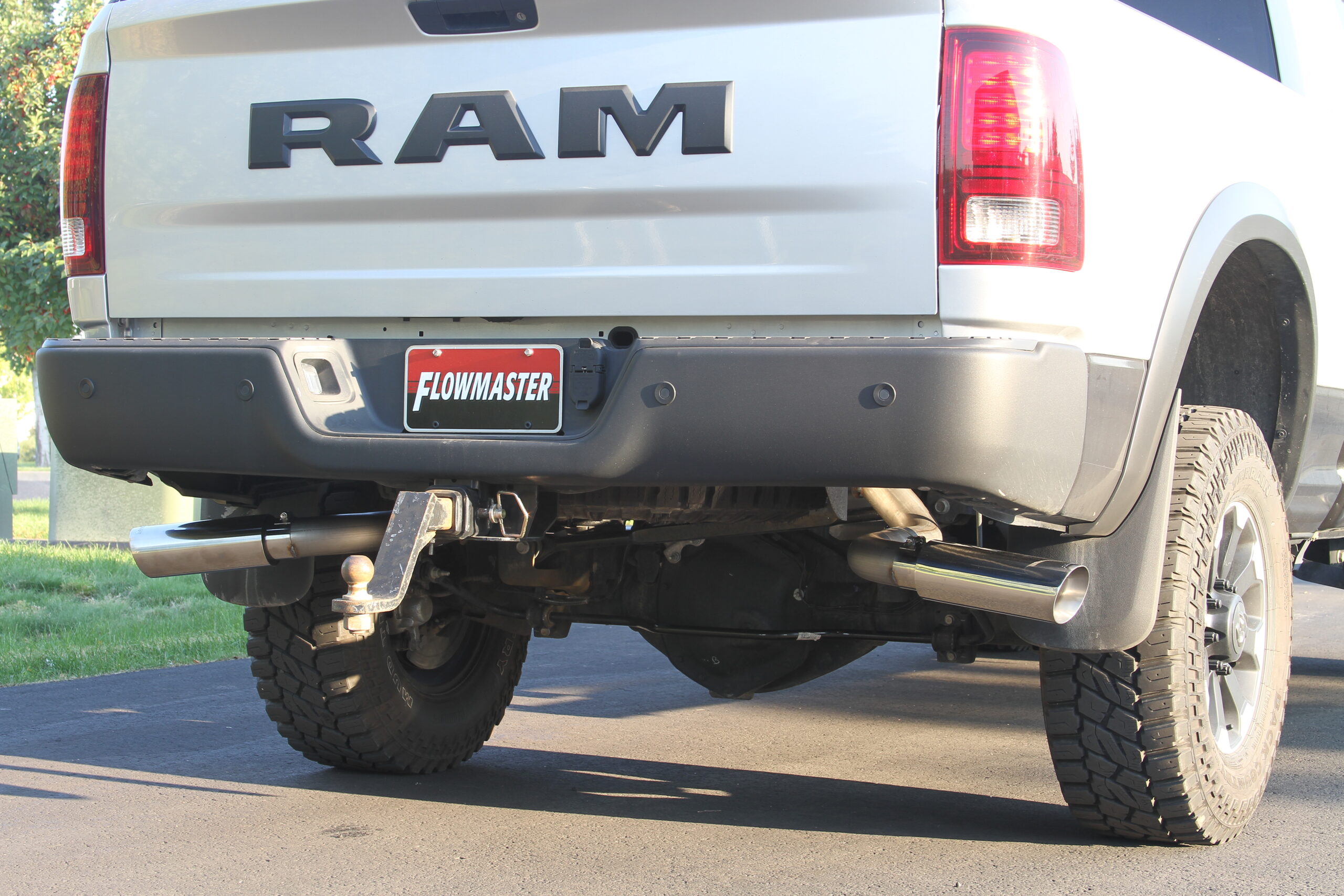 Flowmaster American Thunder Cat-back Exhaust System - Image 3