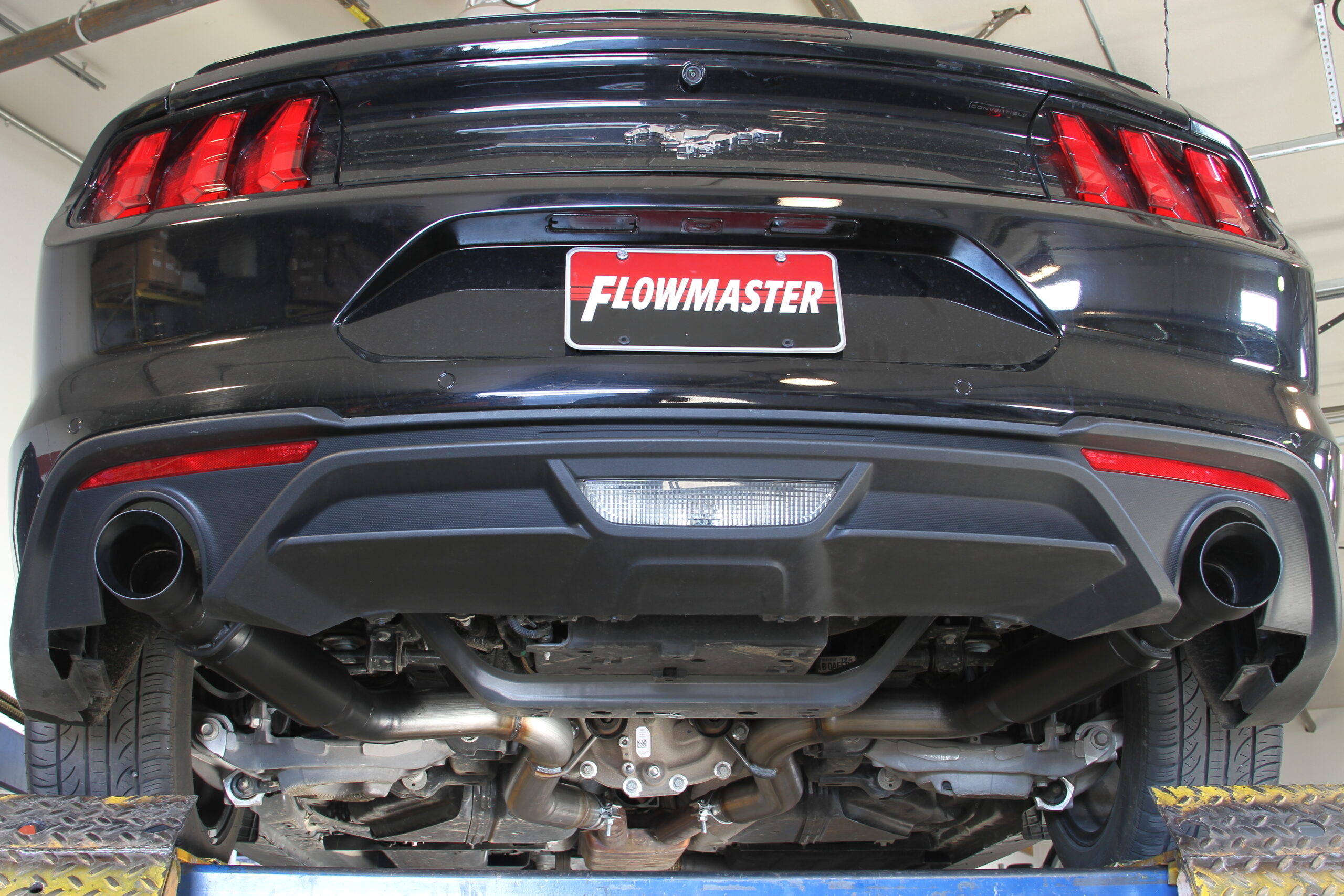 Flowmaster Outlaw Axle-back Exhaust System - Image 3