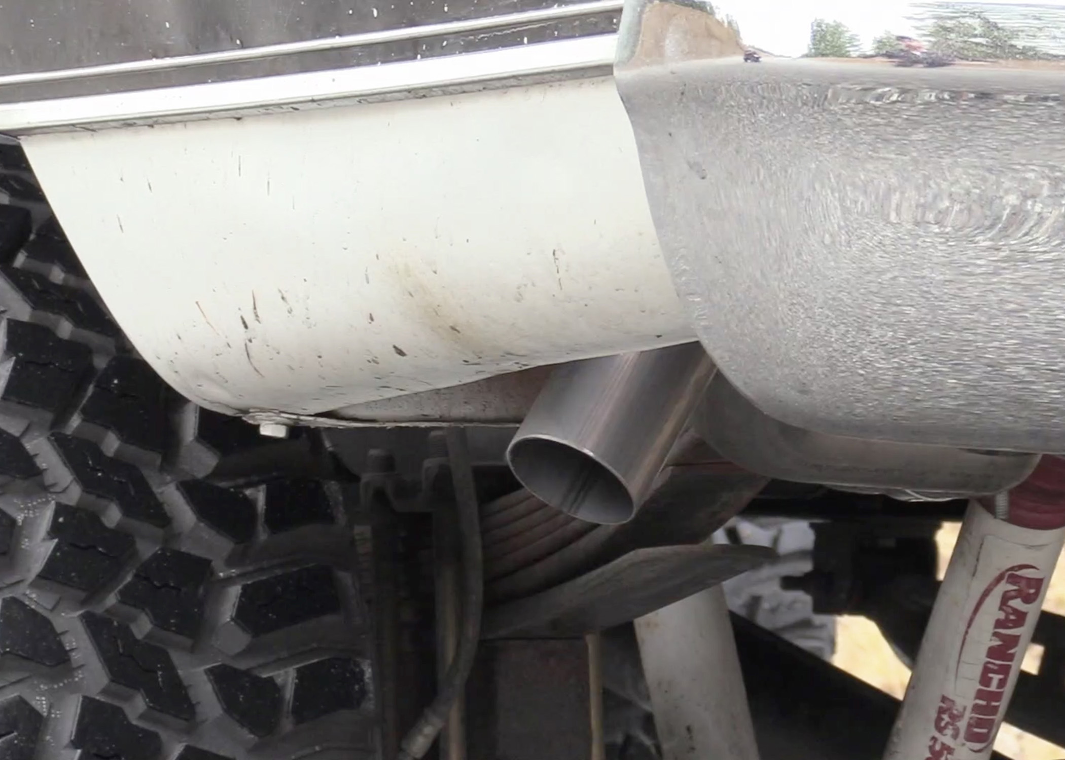 Flowmaster American Thunder Crossmember-Back Exhaust System - Image 6