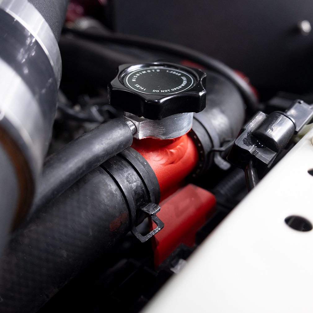 Mishimoto Aluminum Coolant Fillneck for Lancer & Outlander Sport - Image 5
