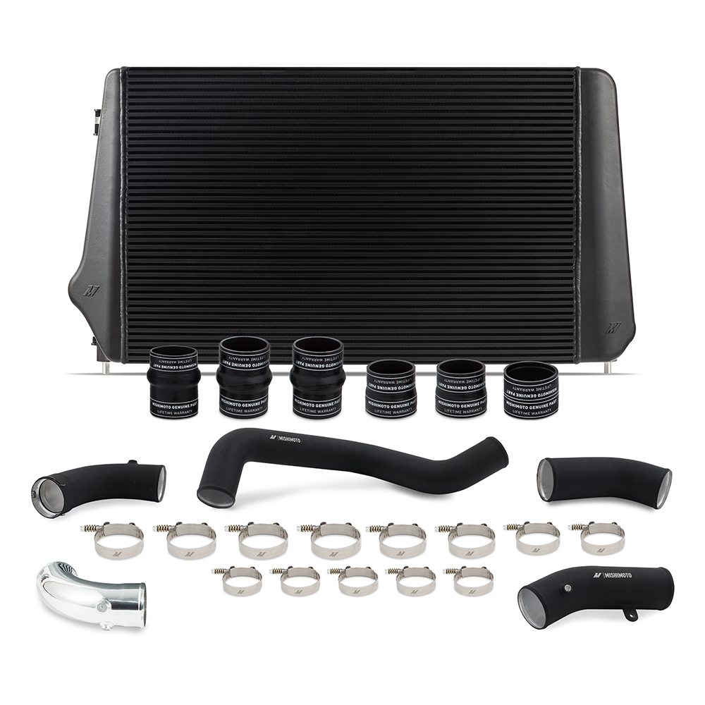68mm-thick bar-and-plate intercooler core with cast-aluminum end tanks for Duramax L5P