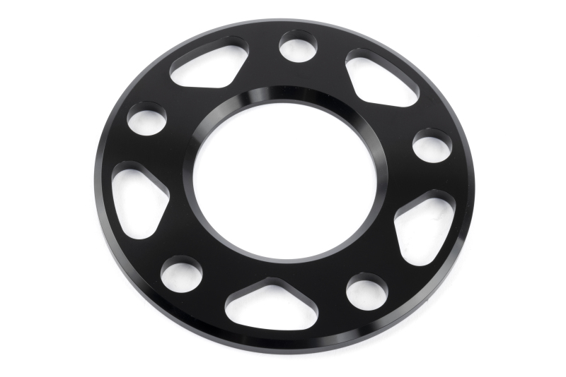 Dinan D210-2037 spacers highlighting 7mm thickness