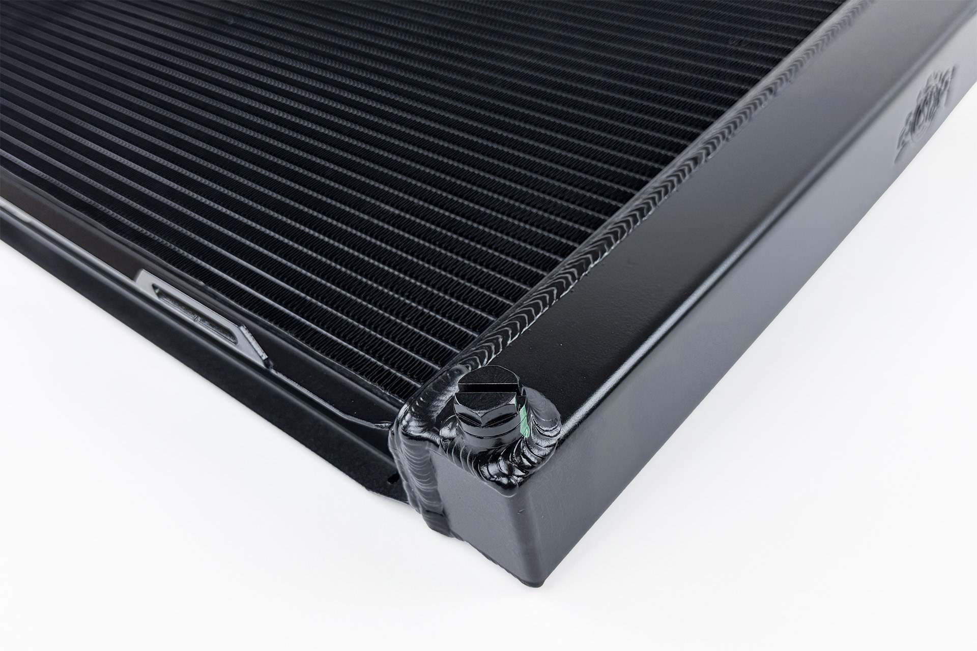 High-performance CSF radiator for E28 models
