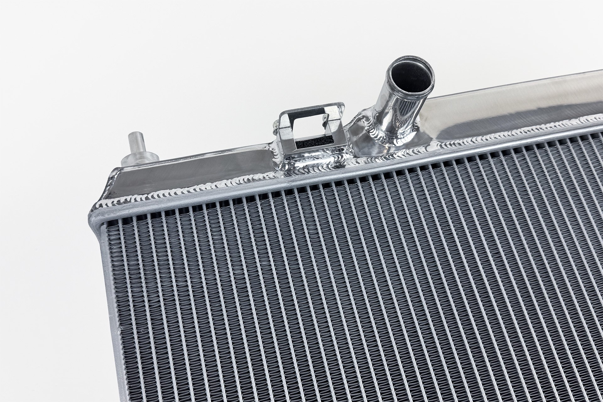 Cooling solution for high power racing engines