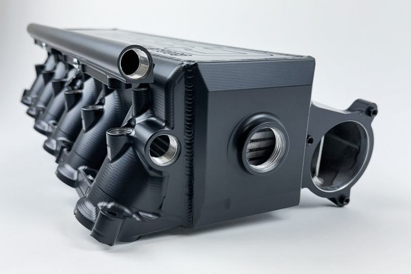 Versatile CSF 8400B manifold for motorsports competition